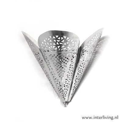 Hoeklamp "Hira" in zilver kleur filigrain - Marokkaanse Marrakesh wandlamp met jali patronen -handgemaakt bloem model - Boho chic "torch"