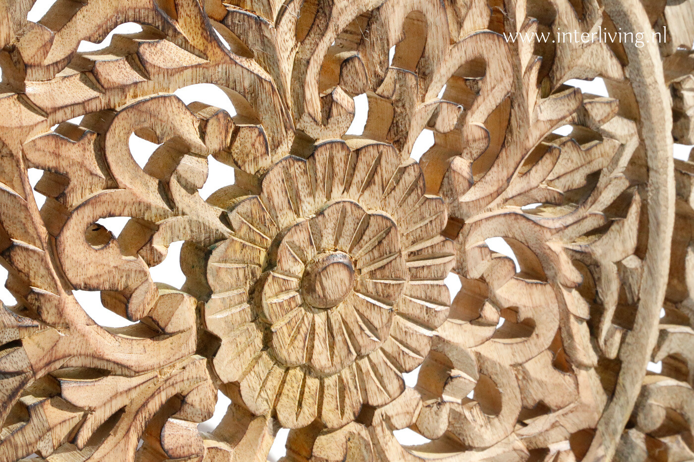 Normaal gesproken labyrint uitgehongerd lotus mandala wandpaneel van massief mangohout - houtsnijwerk muurdecoratie