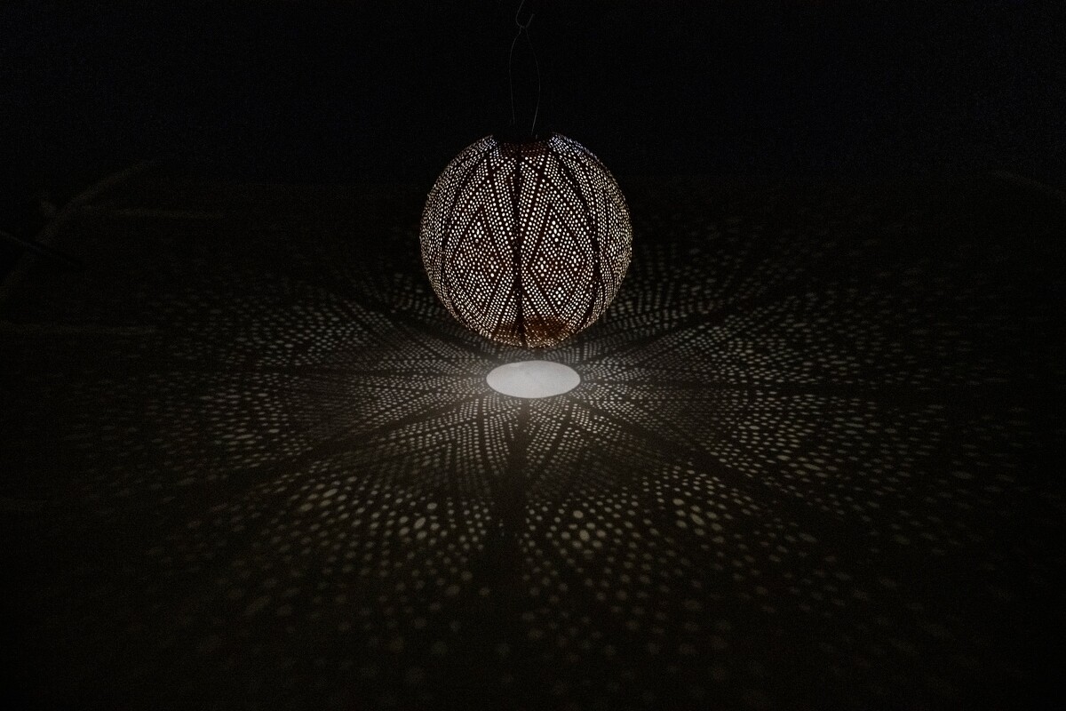 solar lampion met filigrain effect - buitenlamp - Round 30 Ikat - Petrol
