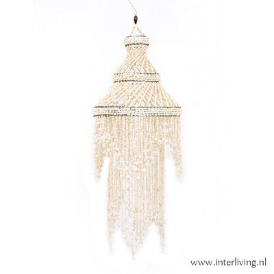Ibiza schelpen hanglamp &quot;Estrella&quot; van witte &amp; beige zeeslak schelpjes uit Bali Indonesië - bohemian kroonluchter style - decoratie  windgong