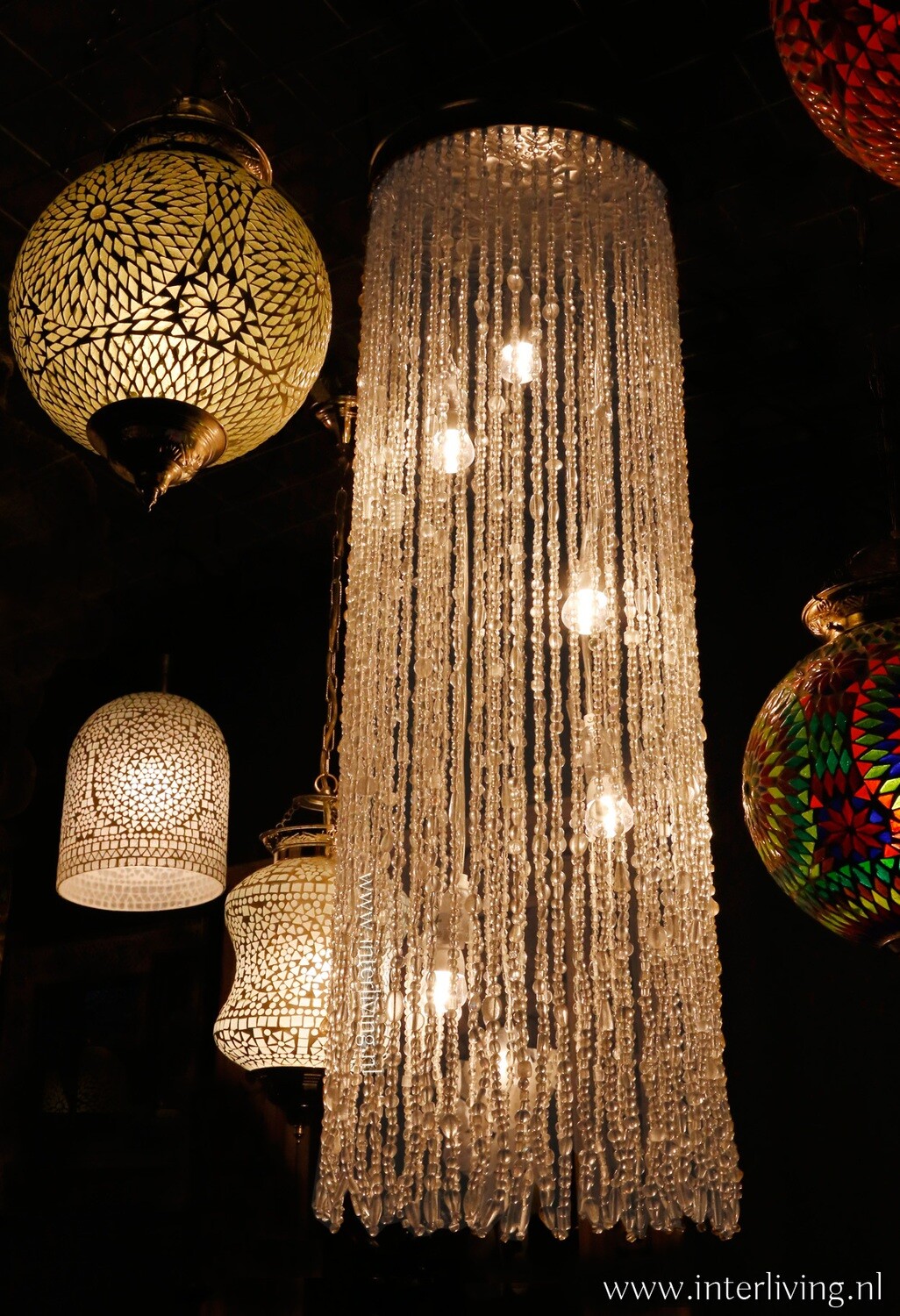 Hanglamp Asian glam - luxe glaskralen verlichting XL transparant - horeca inrichting hospitality