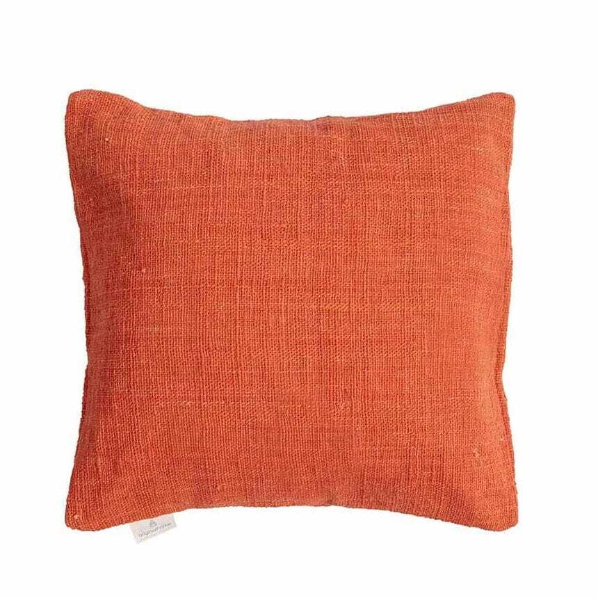 Kussenhoes van 100% gerecycled katoen - terra / donker oranje - eco design  van het merk Original Home