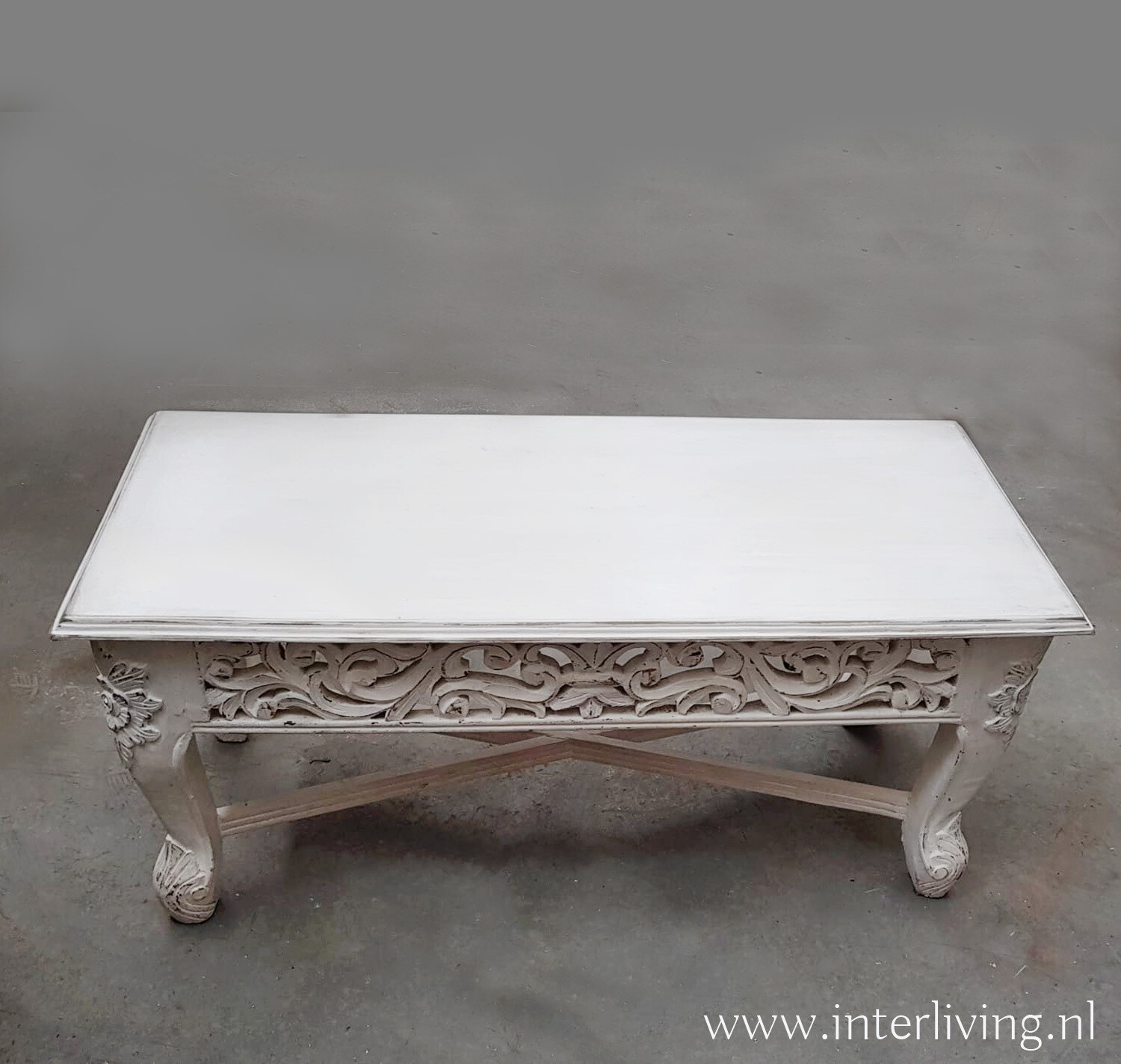 salontafel - white washed & floral patronen - shabby chic design met open houtsnijwerk uit India - rechthoekige tafel - Queen Ann tafelpoten massief hout