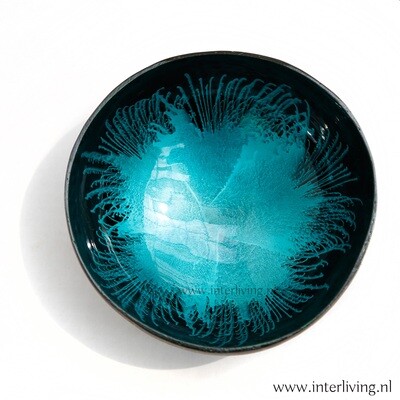 halve kokosnoot kom / bamboe bowl halve kokosnoot kom / bamboe bowl "aqua flower splash" - natuurlijk gevormde bowl met parelmoer - handgemaakt bakje uit Vietnam & oosterse eco accessoire