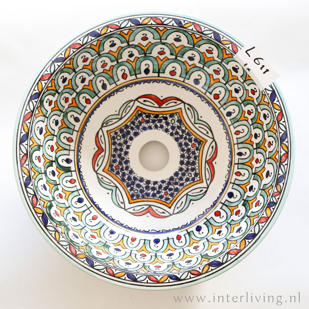 As Astrolabium veel plezier Marokkaanse waskom met gekleurde patronen (nr L611) - aardewerk (opbouw) wasbak uit Fez - Ø 40 cm As Astrolabium veel plezier Marokkaanse waskom met gekleurde patronen (nr L611) - aardewerk (opbouw) wasbak uit Fez - Ø 40 cm