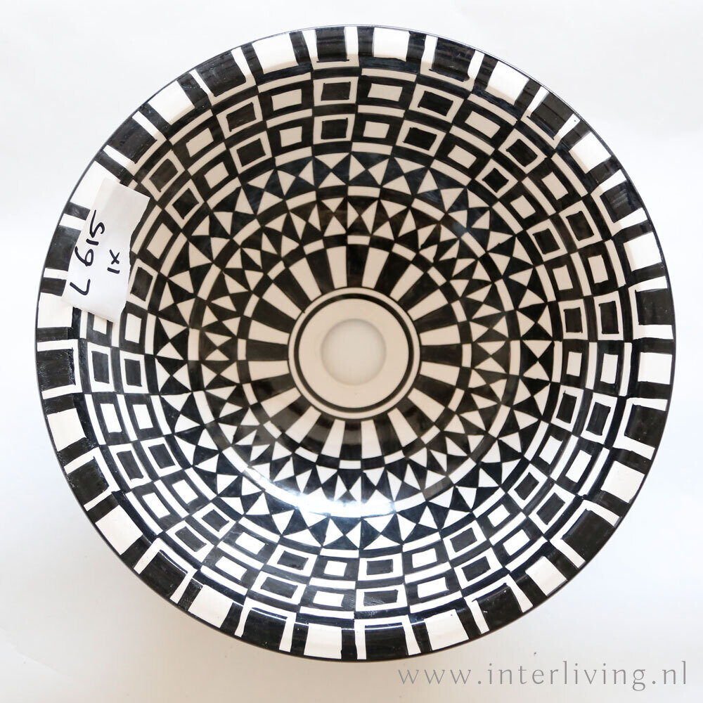 Marokkaanse waskom met zwart witte kleurstelliing (nr L615) - aardewerk (opbouw) wasbak uit Fez - Ø 40 cm