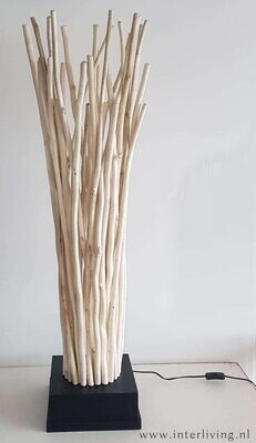Vloerlamp of tafellamp van  takken drijfhout - driftwood woonstijl