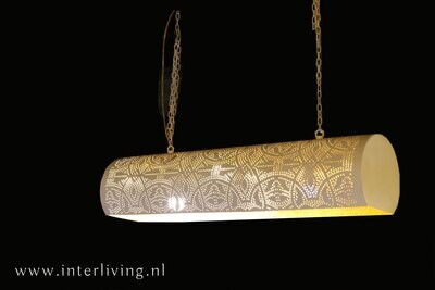 loftbar lamp in oosterse / industriële stijl - horizontale buis hanglamp van wit metaal met ophangketting / gestanst gaatjespatronen loftbar lamp in oosterse / industriële stijl - horizontale buis hanglamp van wit metaal met ophangketting / gestanst gaatjespatronen