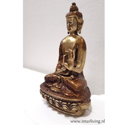 Boeddha beeldje  -decoratief massief brons: 20 cm  -  bruin patina -  mediterend zittend op een lotus met mudra handgebaar
