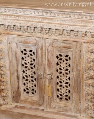 Indiase lage kast ibiza washed - twee deurs - houtsnijwerk "Jodhpur" uit India 80x80x40 cm