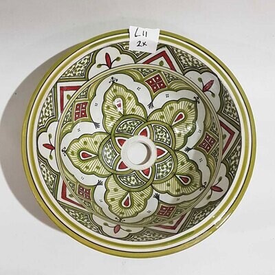 Marokkaanse waskom Marokkaanse waskom "Fonteinkom Fez" met (olijf)groen en rood geschilderde patronen op wit "L11" - groot rond model van aardewerk (opbouw) wasbak Ø 40 cm