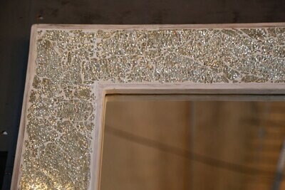 Zilver witte Marokkaanse of Bohemian spiegel met mozaïek van glinsterende stukjes glas - "broken glass design" omlijsting - 65 cm / rechthoek