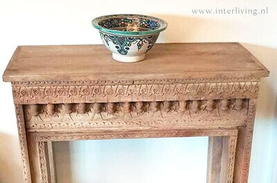 sidetable  "Jodhpur"/ console van naturel mangohout met sierlijk houtsnijwerk uit India / haltafel / bohemian stijl