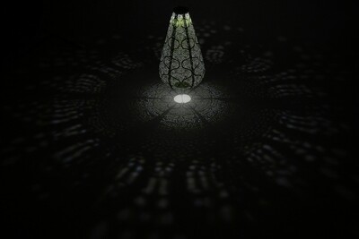 solar lampion met filigrain effect - buitenlamp - Drop 28 Tigres - licht groen