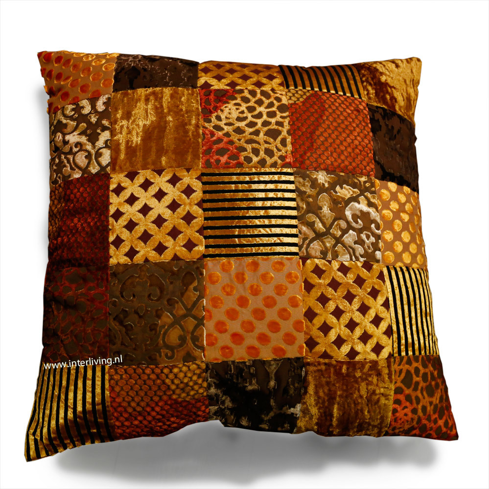 sierkussen oker bruin & goud tinten - velvet patchwork - 60 cm