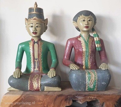 Loro Blonyo:  houtsnijwerk van man en vrouw - onafscheidelijk stel of Indonesisch bruidspaar - 65 cm hoog