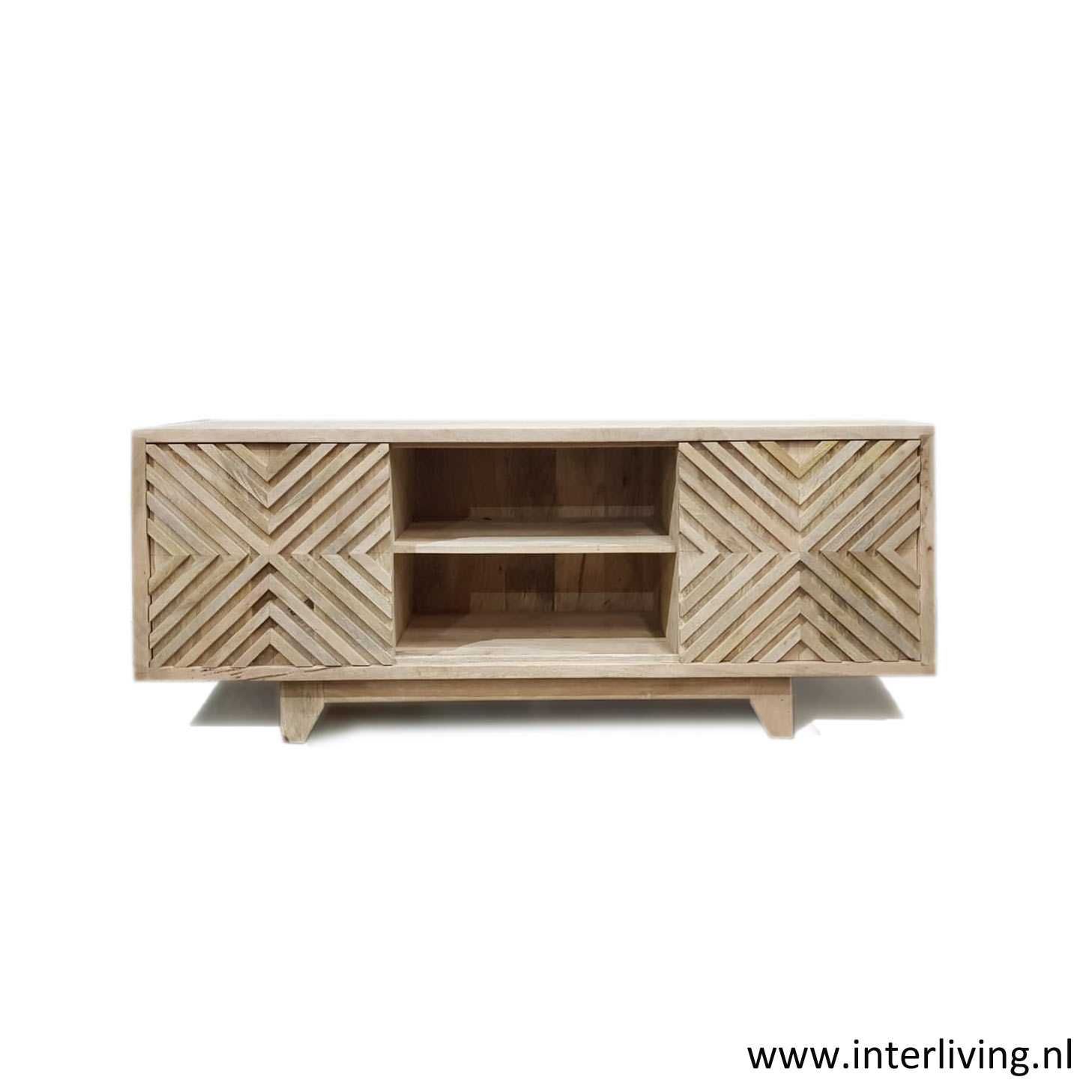 tv-dressoir van naturel beige mango hout - abstract houtsnijwerk