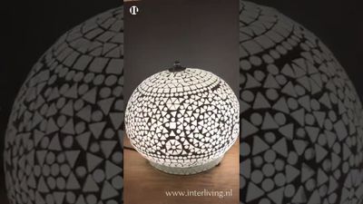 bollamp voor aan het plafond / ronde bol vorm lamp van glas mozaïek - wit/ melk / opaal tint / neutrale kleur &amp; patroon  in transparante  stijl - zwart wit grijs woonstijl
