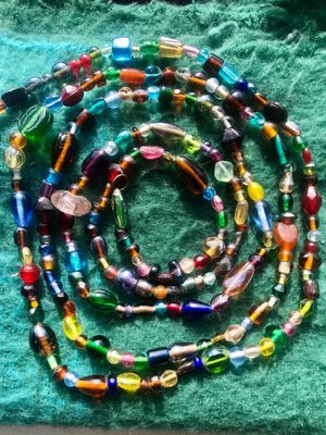 1 losse streng glaskralen multi colour extra lang (230 / 250 / 300 cm)