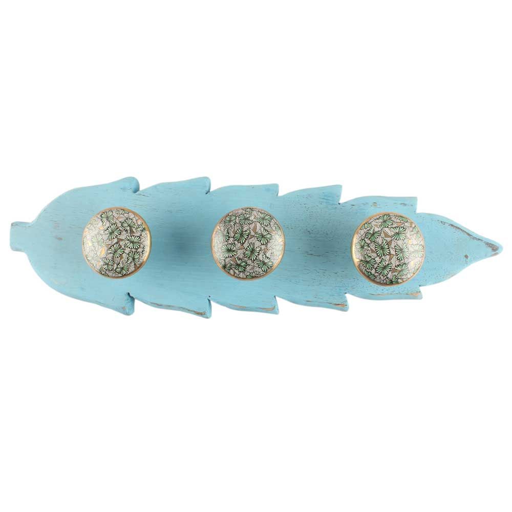 kapstok - wand model van turquoise  mangohout - met drie keramische knopjes met vlinders