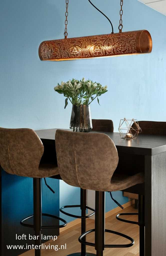 loftbar lamp in oosterse / industriële stijl - horizontale buis hanglamp van vintage koper kleurig metaal met ophangketting / gestanst gaatjespatronen