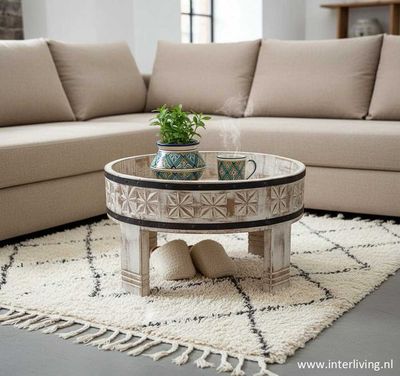 houten gekerfde chakki tafel uit India - 40 cm - white wash houten gekerfde chakki tafel uit India - 40 cm - white wash