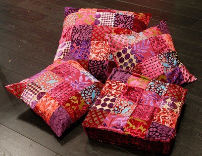 sierkussen fuchsia - velvet patchwork - 60 cm