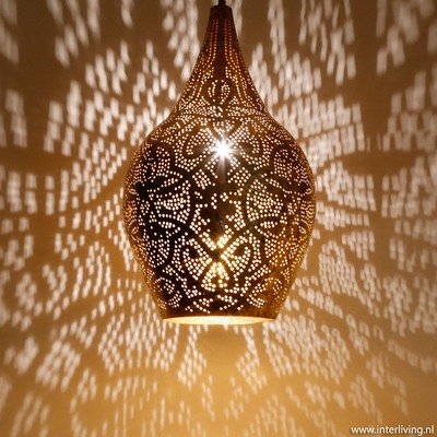 Hanglamp vaas model in filigrain-stijl en vintage goud look afwerking Hanglamp vaas model in filigrain-stijl en vintage goud look afwerking
