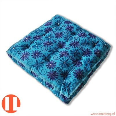 vloerkussen 60 cm - "Indian flowers" met bloemen borduurwerk blauw tinten