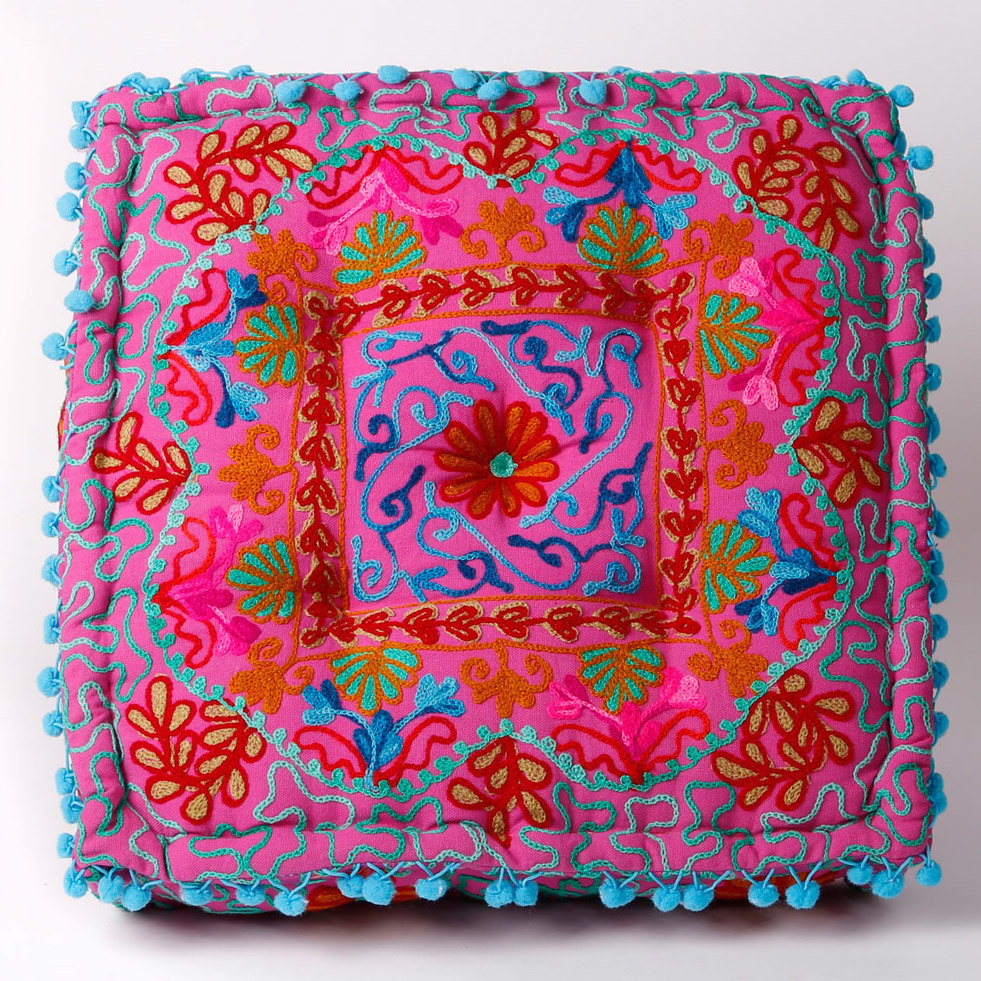 vloerkussen "Gipsy" 40 x 40 cm - Etnic Suzani borduurwerk - roze - handgemaakt van katoen