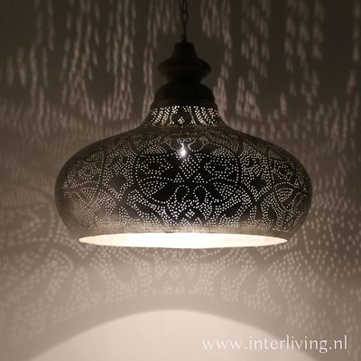 Industriele lamp in filigrain design, metaal - verweerd zilver met hout afwerking + set waxinehouders