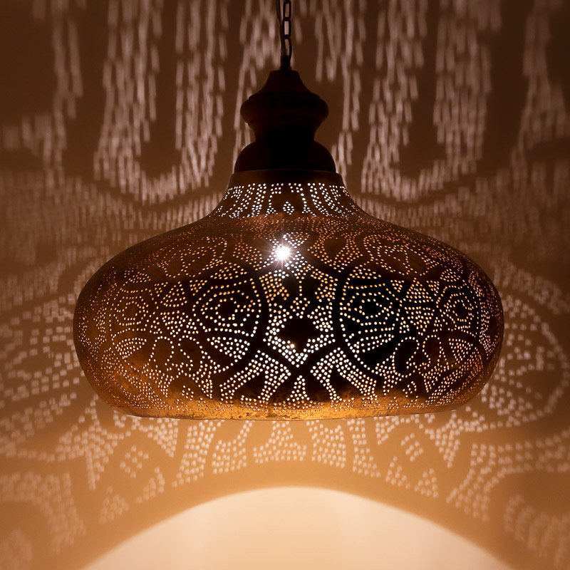 Industriele hanglamp in filigrain design, vintage goud met hout afwerking + set waxinehouders
