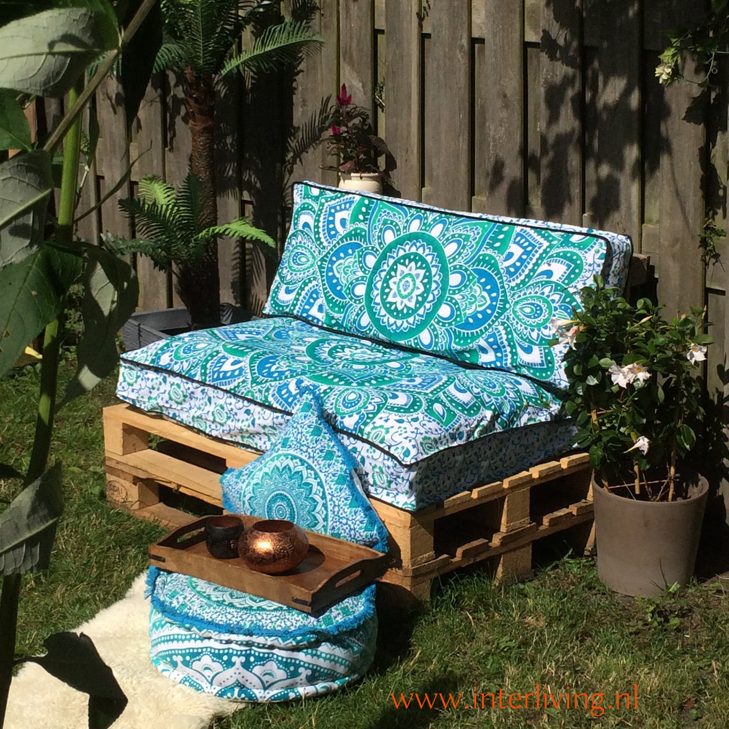 set Indiase kussenhoezen voor (euro) palletkussens - lotus print - kleur groen en blauw tinten