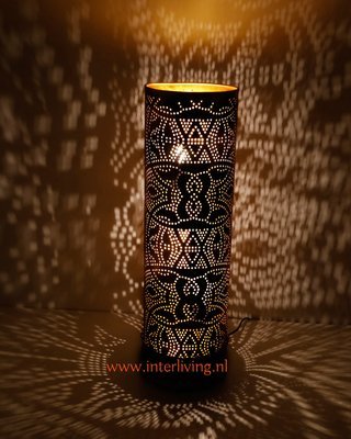 oosterse vloerlamp of staande lamp met filigrain gaatjes patronen van metaal - zwart met goud- diverse maten oosterse vloerlamp of staande lamp met filigrain gaatjes patronen van metaal - zwart met goud- diverse maten