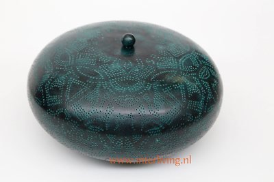 Gekleurde vintage filigrain plafonniere - donker metaal met groen - doorsnede 25 cm