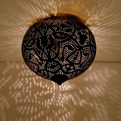 Plafondlamp filigrain - druppel model - buitenkant mat zwart - binnenkant in vintage verweerd goud