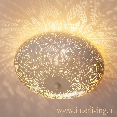 Witte plafondlamp - oosterse filigrain met vintage goud  - doorsnede 25 cm