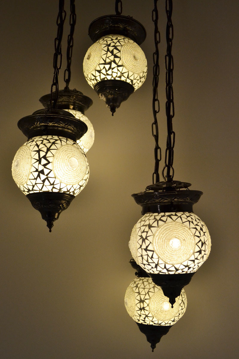 hanglamp met 5 bollen mozaïek & kralen transparant