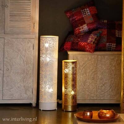 oosterse vloerlamp of staande lamp met filigrain gaatjes patronen van metaal - vintage goud look - meerdere maten