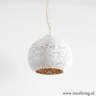 Hanglamp "Rayan" kleine pompoen filigrain-stijl metaal wit met goud
