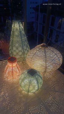 solar lampion met filigrain effect - buitenlamp - Drop 28 Spectare - "Sage  groen"