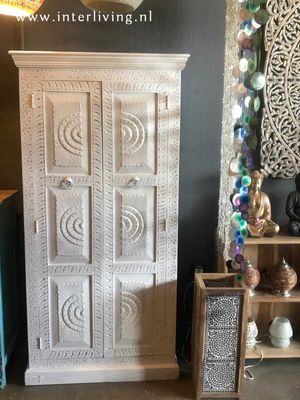 Ibiza kast "Sunshine" - hoge mangohouten kast 180*90*40 cm met houtsnijwerk - white wash
