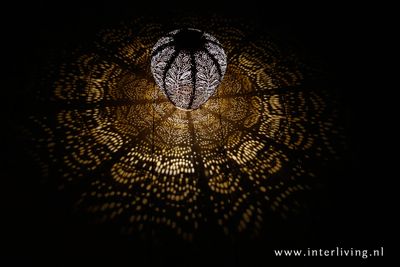 solar lampion met filigrain effect - buitenlamp - Balloon 20 - Folia - Mocha Mousse