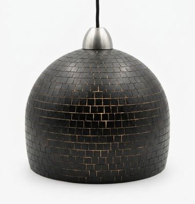 zwarte retro lamp jaren '70 - hanglamp met zwarte steentjes mozaïek patronen - hoog 30 cm /  Ø 30 cm - unieke sfeerverlichting