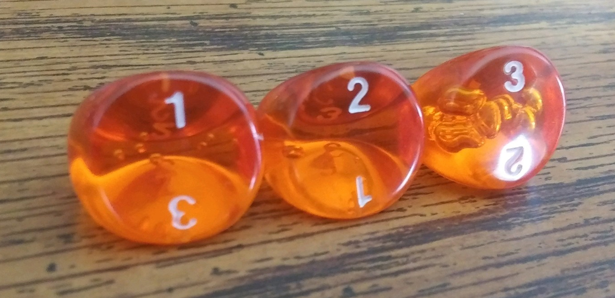 Dice d3 - Translucent Orange / White (Chessex)