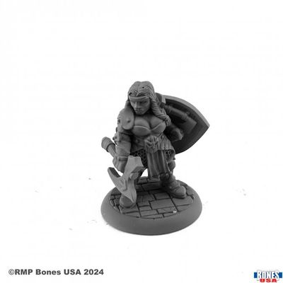 Bones USA Reaper Legends: Freya Fangbreaker, Dwarf Shieldmaiden
