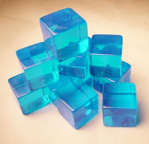 Blank Dice: 16mm d6 Transparent Blue