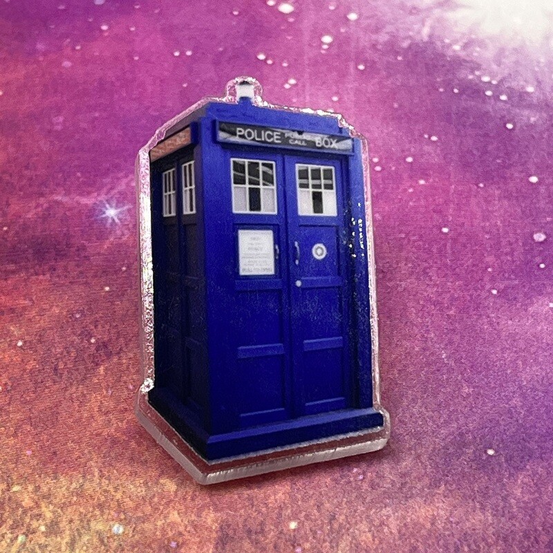 Acrylic pin - Tardis