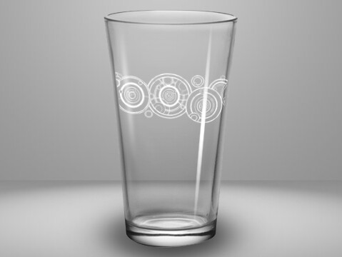Etched 16oz pub glass - Gallifreyan