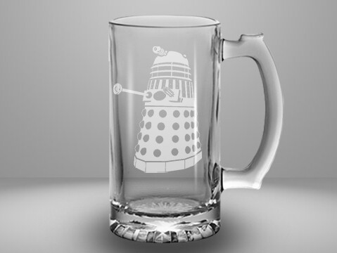 Etched 26oz glass stein - Dalek